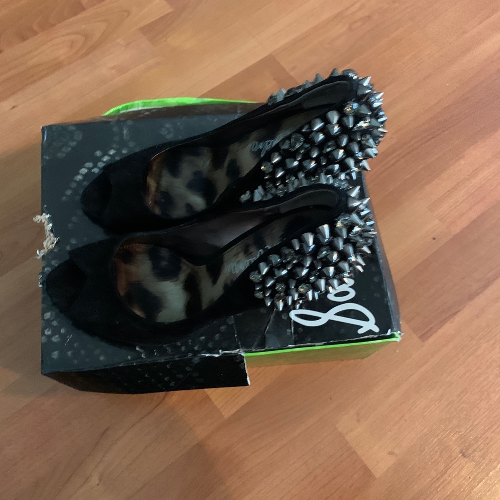 Women heels
